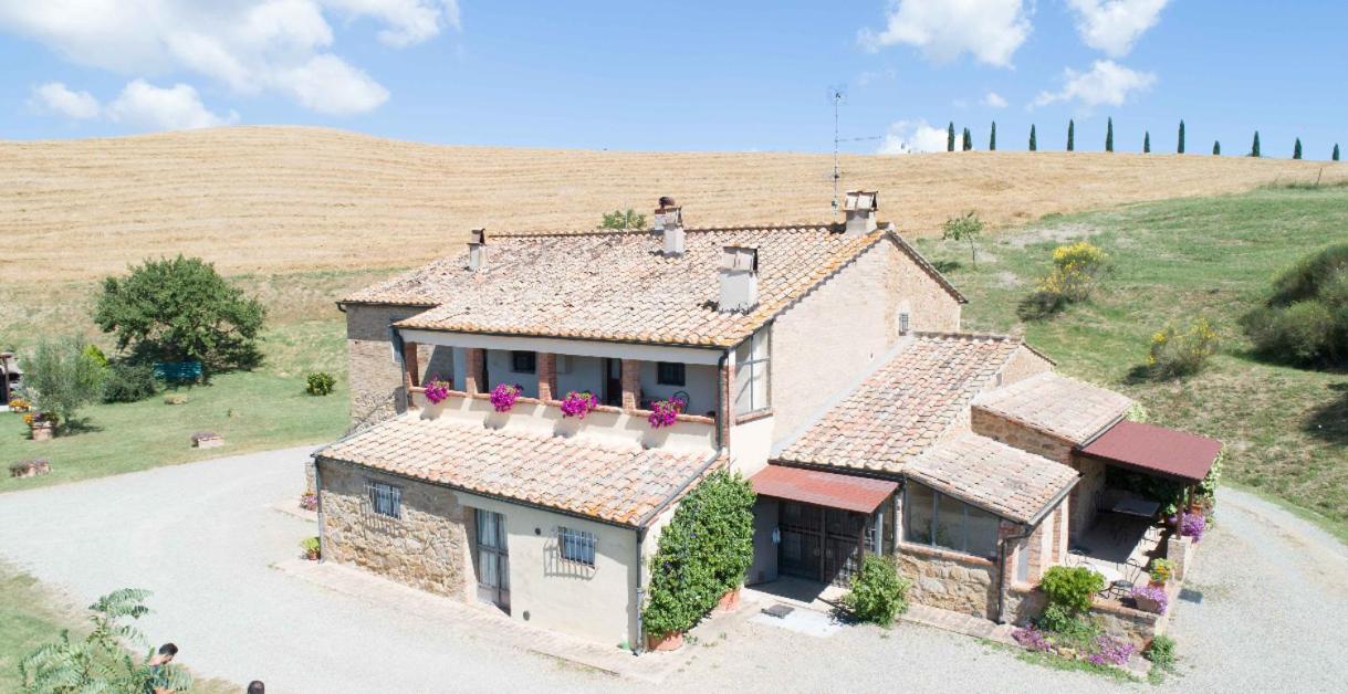 Agriturismo Poderino San Quirico dʼOrcia Exterior foto